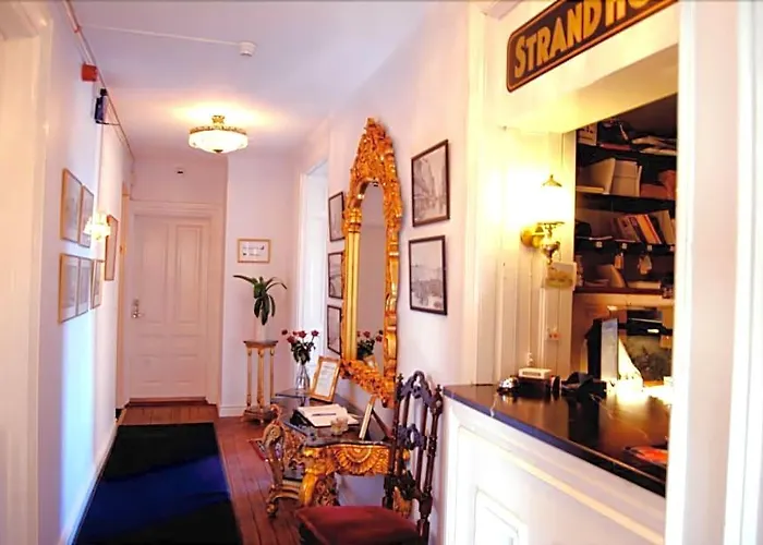 Strand Hotell